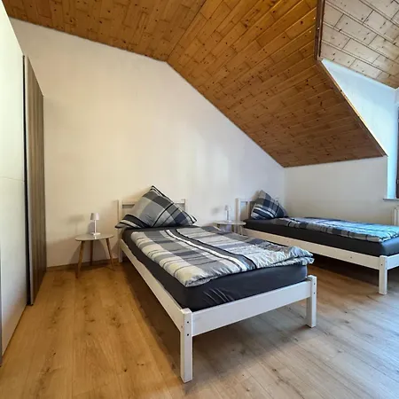 Sander I Naehe Heidelberg Mannheim I 4-7 Personen *